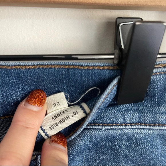 Madewell 10” high-rise skinny raw hem blue jeans size 26 - Picture 5 of 9